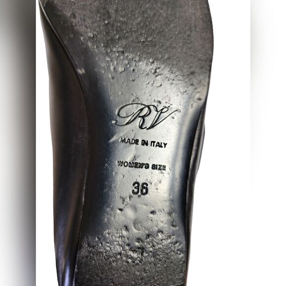 Roger Vivier  - Picture 5 of 11